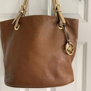 MK purse